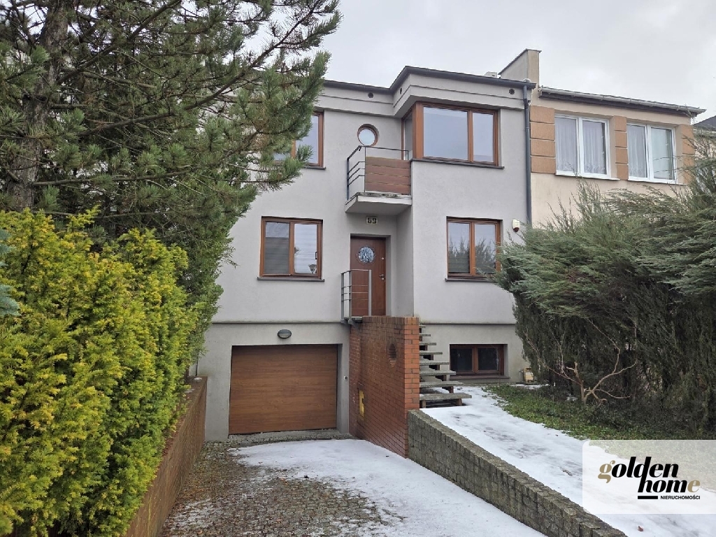 Rodzinny DOM na Naramowicach